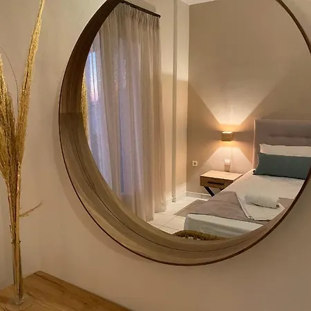 Sunset Premium Studio 2 *